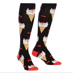 NWT Sock It To Me Knee High Cat Socks